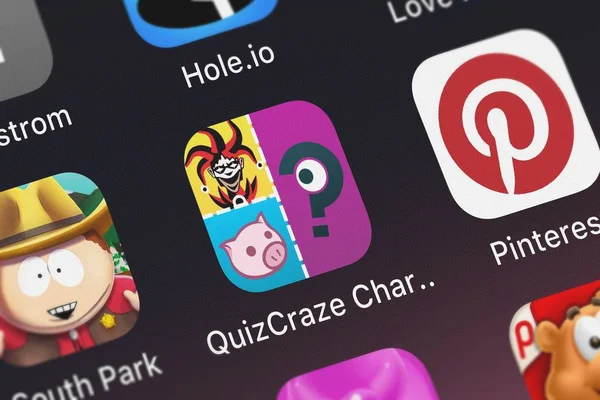Лондон Великобритания Сентября 2018 Года Скриншот Мобильного Приложения Quizcraze Characters — стоковое фото