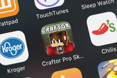 Craftor Pro derileri Creator Kissapp, S.L. bir iphone üzerinde simgesinden Minecraft Pe Pc için Close-up London, Büyük Britanya - 30 Eylül 2018:.