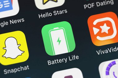 London, Büyük Britanya - 30 Eylül 2018: Close-up shot pil ömrü - onay runtimes uygulama simgesi Rbt dijital LLC bir iphone üzerinde.