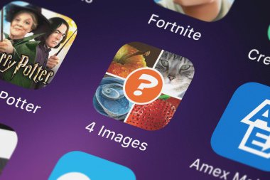 London, Büyük Britanya - 30 Eylül 2018: yakın çekim shot 4 resim: Quel est le mot tr Franais hareket eden app ikinci Gear oyunları. 