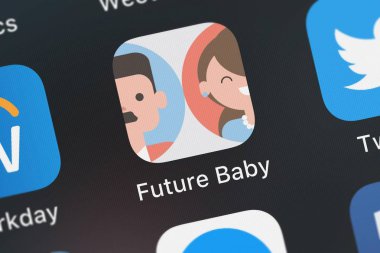 London, Büyük Britanya - 30 Eylül 2018: Close-up shot My gelecek bebeğin: ne olacak Bebek bakmak gibi fotoğraf uygulama simgesi Picshift fotoğraf yöneticisi iş zamanlama takvim Apps iphone üzerinde.