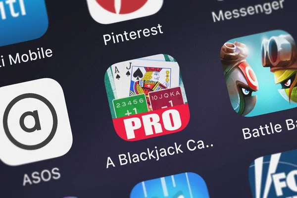 Лондон Великобритания Октября 2018 Года Blackjack Card Мобильное Приложение Poulet — стоковое фото
