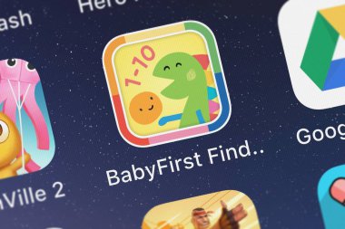 London, Büyük Britanya - 01 Ekim 2018: Close-up shot Babyfirst'ın popüler App Babyfirst bulmak küçük nokta 1-10.