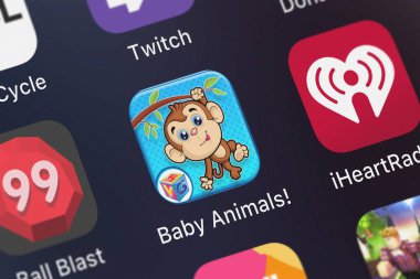 London, Büyük Britanya - 02 Ekim 2018: Screenshot-in bebek hayvan mobil uygulaması Brainvault oyunları, Llc simgesi bir iphone üzerinde.