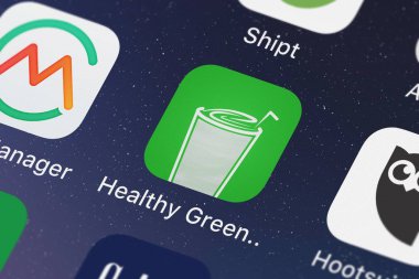London, Büyük Britanya - 01 Ekim 2018: yakın çekim çekim Ihor keskinkilic sağlıklı yeşil Smoothie tarifleri uygulama simgesini bir iphone üzerinde.