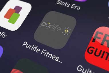 London, Büyük Britanya - 02 Ekim 2018: yakın çekim çekim bir iphone Purlife Fitness uygulama simgesine Netpulse Inc.