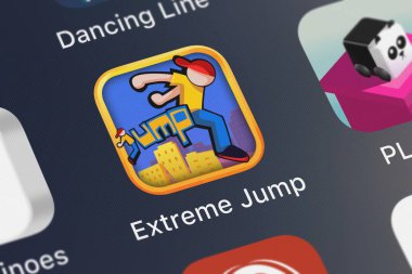 London, Büyük Britanya - 01 Ekim 2018: ekran görüntüsü, Fino yumuşak A.ş.'in mobil app aşırı Jump - Top Parkour oyunu.