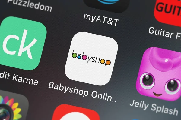 London, Büyük Britanya - 01 Ekim 2018: Screenshot-in hareket eden app Babyshop Online - simgesel yapı grubundan. 