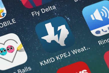 London, Büyük Britanya - 01 Ekim 2018: Screenshot-in hareket eden app Kmid Kpej Hava durumu - Yourbasin Nexstar yayın üzerinden.