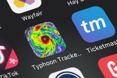 London, Büyük Britanya - 02 Ekim 2018: tayfun izci () mobil app Lw markaların, Llc bir iphone ekranında. 