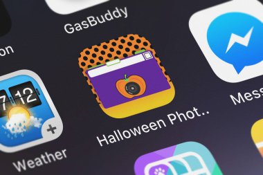 London, Büyük Britanya - 01 Ekim 2018: Close-up shot Objectgraph Llc's popüler App Halloween fotoğraf ücretsiz.