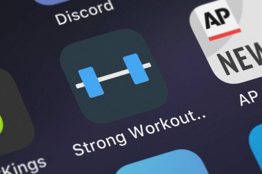 London, Büyük Britanya - 01 Ekim 2018: Screenshot-in güçlü egzersiz izci spor salonu günlük hareket eden app iphone üzerinde güçlü Fitness Ltd. simgesinden.