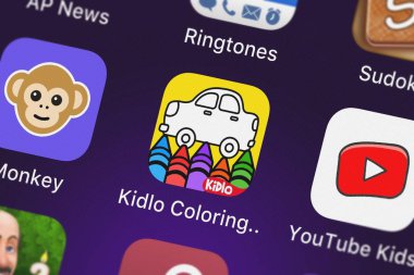 London, Büyük Britanya - 02 Ekim 2018: Screenshot Kidlo boyama kitap çocuklar için mobil App iphone üzerinde Idz dijital özel Limited simgesinden.