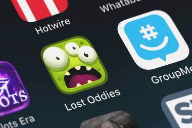 London, Büyük Britanya - 01 Ekim 2018: Screenshot-in hareket eden app kayıp Oddies üzerinden Youda Oyunlar Holding B.V...