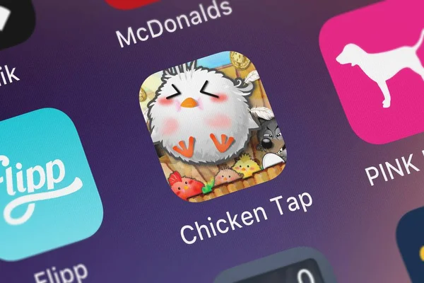 Iphone 上のバルーン島アイコンから鶏をタップ携帯アプリのロンドン イギリス 2018 スクリーン ショット — ストック写真