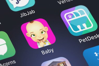 London, Büyük Britanya - 01 Ekim 2018: simge mobil App benim bebek - bebek kız Babsy Kaufcom GmbH'ın bir iphone üzerinde.
