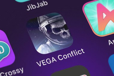 London, Büyük Britanya - 02 Ekim 2018: yakın çekim shot Vega Çatışma mobil App--dan Kixeye.