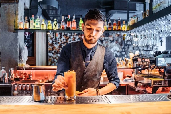 Handsome Brunette Barista East Caucasian Appearance Preparing Drink Bar Restaurant — Stock Photo, Image