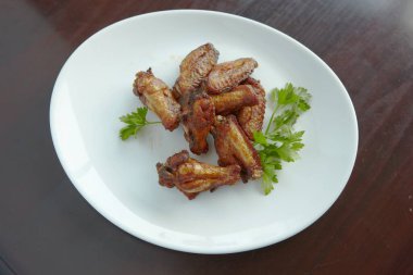 Restorandan yemek. tavuk