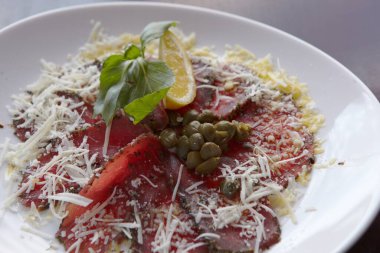 Restorandan yemek. et