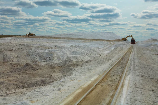 Endüstriyel tuz madenciliği Doğal tuz.