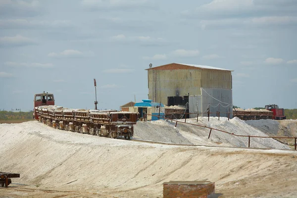 Endüstriyel tuz madenciliği Doğal tuz.