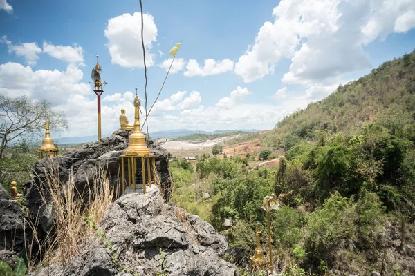 Nella Natura Nel Nord Della Thailandia Buddha Una Pietra Sollevata — Foto Stock