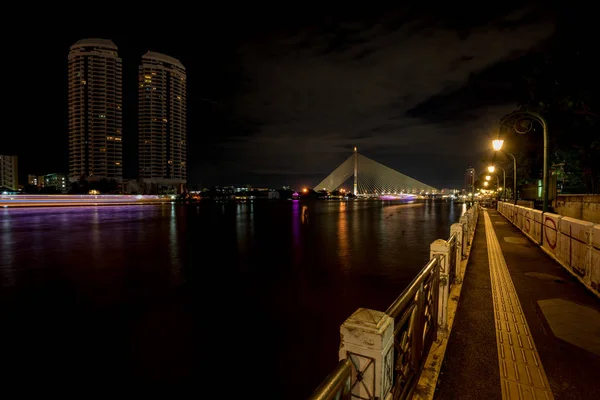 Diese Wunderschöne Rama Brücke Liegt Der Hauptstadt Thailands — Stockfoto