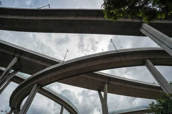 Ten Piękny Bhumibol Bridge Znajduje Się Stolicy Tajlandii — Zdjęcie stockowe