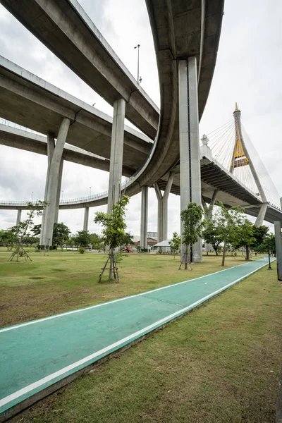 Beau Pont Bhumibol Est Situé Dans Capitale Thaïlande — Photo