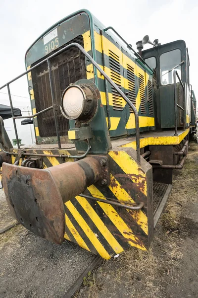 Eski bir merkezinde eski bir tren var