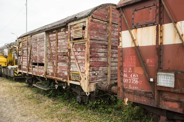 Eski bir merkezinde eski bir tren var