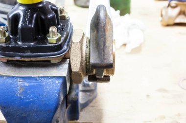 arasında benchfix için su ile kenevir ve beyinameliyatı MANŞONLA