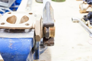 arasında benchfix için su ile kenevir ve beyinameliyatı MANŞONLA