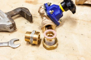 arasında benchfix için su ile kenevir ve beyinameliyatı MANŞONLA