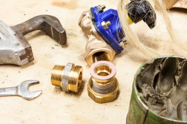 arasında benchfix için su ile kenevir ve beyinameliyatı MANŞONLA