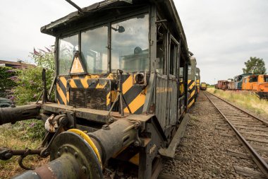 Eğer bir tren atılır, hin tren mezarlıkta biter