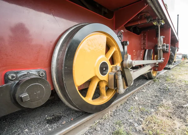 Eski bir merkezinde eski bir tren var