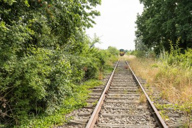Eğer bir tren atılır, hin tren mezarlıkta biter