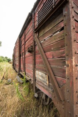 Eğer bir tren atılır, hin tren mezarlıkta biter
