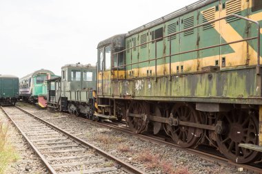 Eğer bir tren atılır, hin tren mezarlıkta biter