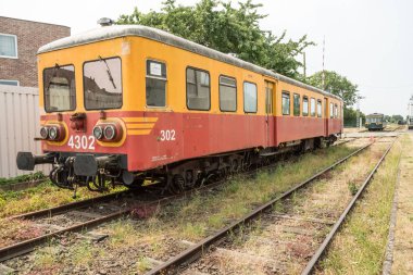 Eğer bir tren atılır, hin tren mezarlıkta biter