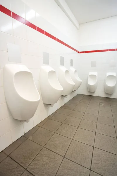 Urinarios Edificio Viejo Solo Para Hombres — Foto de Stock