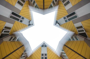 Rotterdam Hollanda sarı küp evlerde vardır