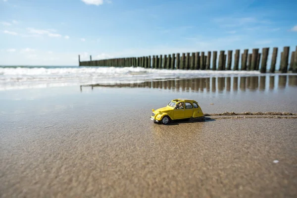 Una Miniatura Sulla Costa Olandese Una Giornata Sole — Foto Stock