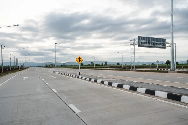 Longo Estrada Amizade Tailândia Mianmar Esta Bela Estrada Nova Norte — Fotografia de Stock