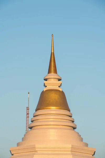 Szczycie Góry Skraju Mae Sot Jest Piękna Świątynia — Zdjęcie stockowe