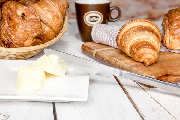 Buttercake Rozinkami Croissant Listového Těsta — Stock fotografie