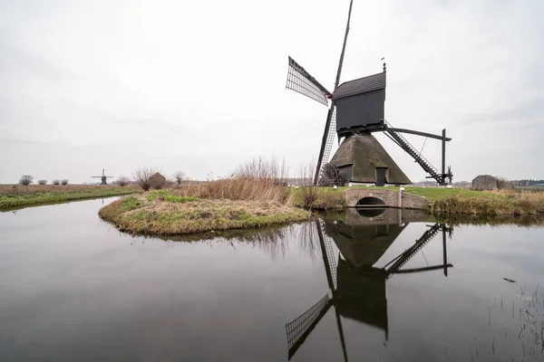 Wodzie Wiatraki Zandwijkse Uppel Holandii Nederland — Zdjęcie stockowe