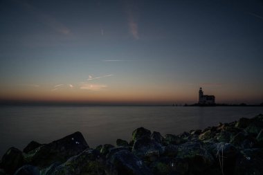 Lichthouse katiyen gündoğumu